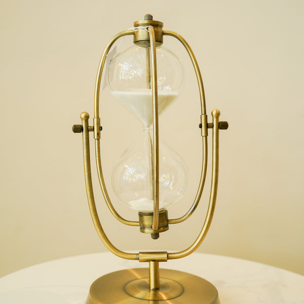 Timeless moments hour glass