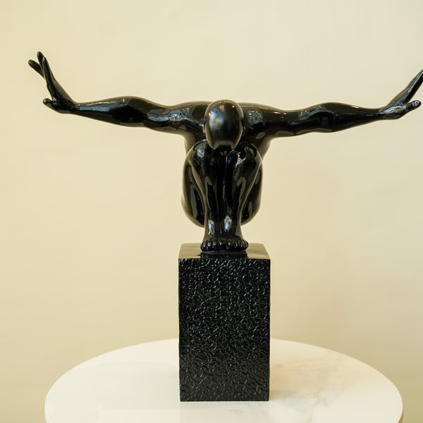 Moment of pause-abstract statue