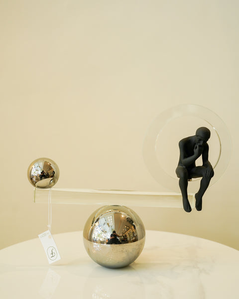 The thinker-abstract decor