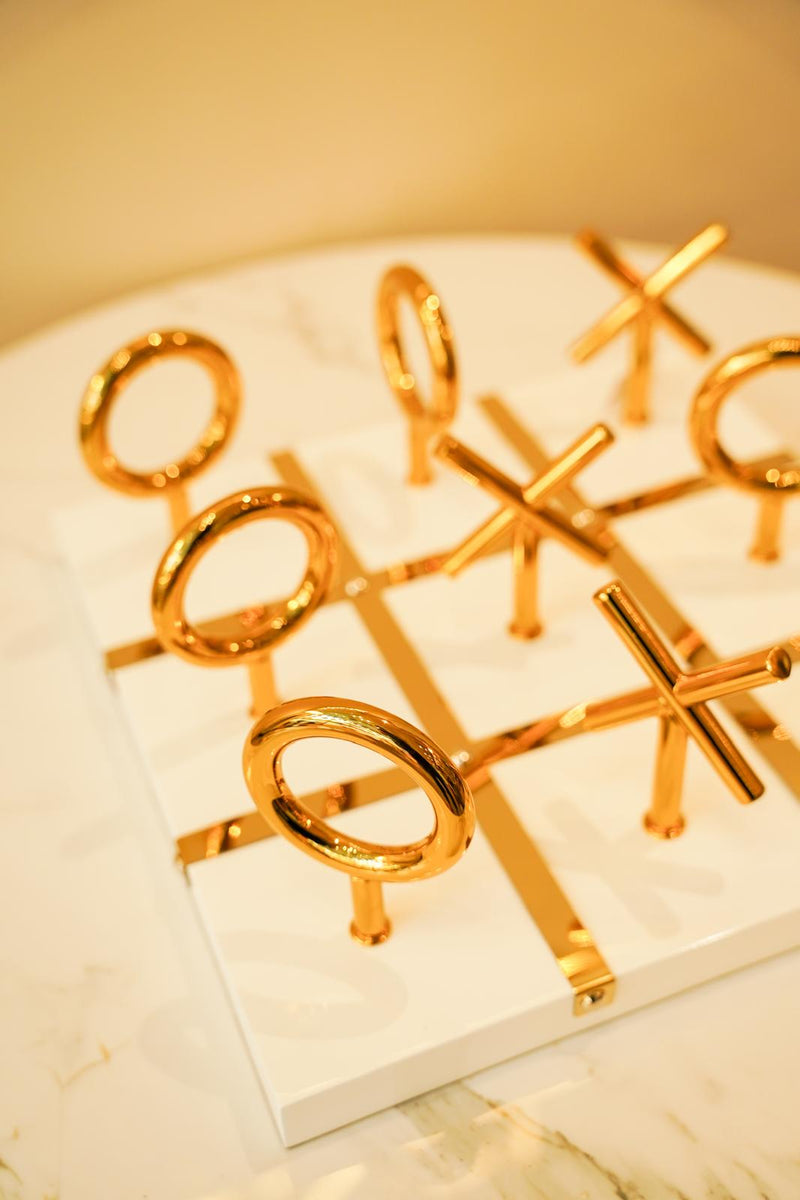 Tic tac toe decor