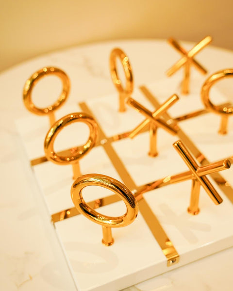 Tic tac toe decor