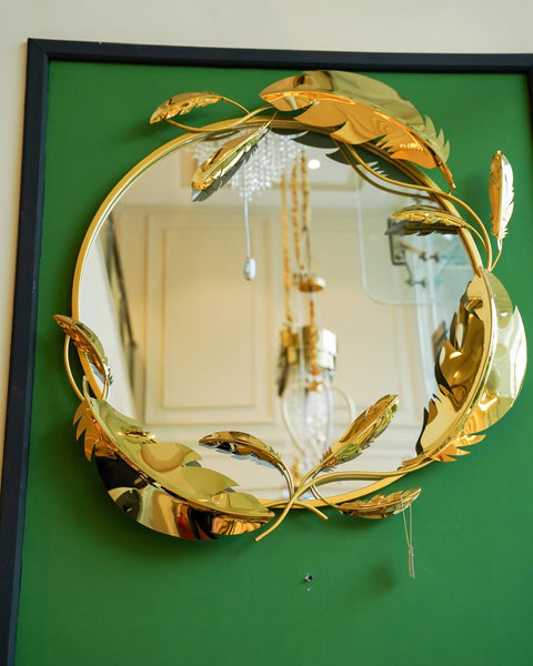 Round mirror golden leaves