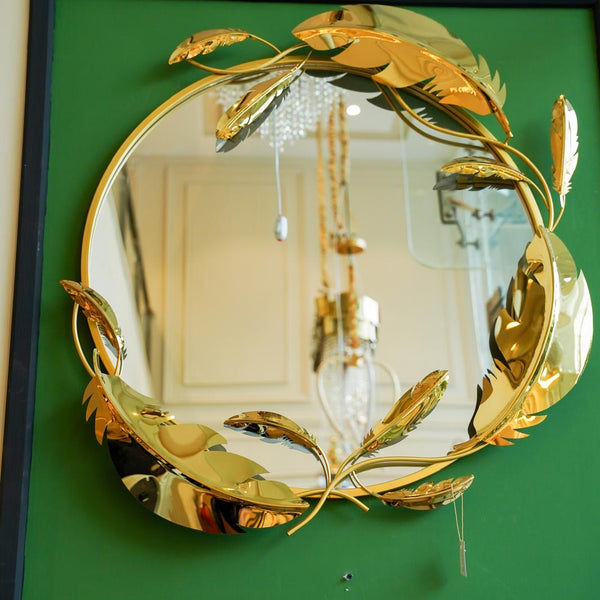 Round mirror golden leaves