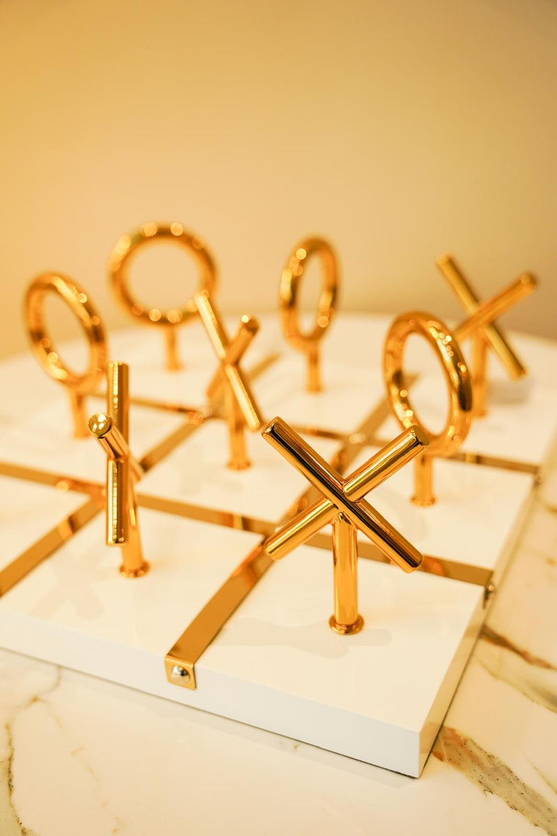 Tic tac toe decor