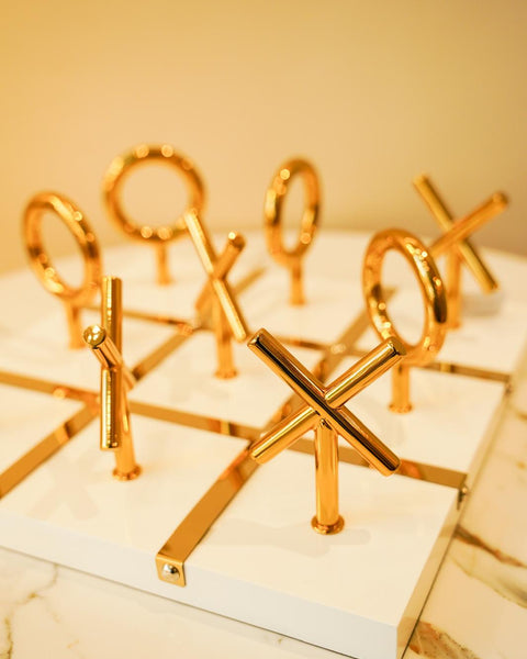 Tic tac toe decor