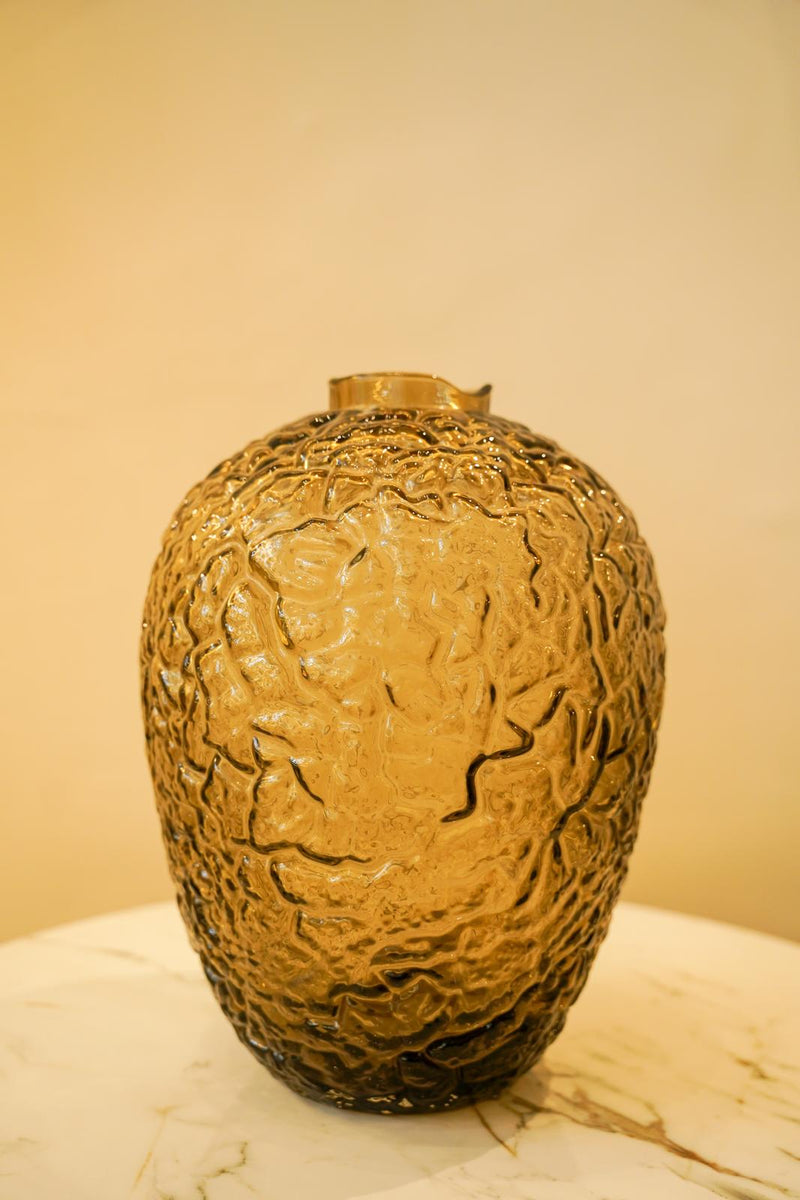 Bold black oval vase