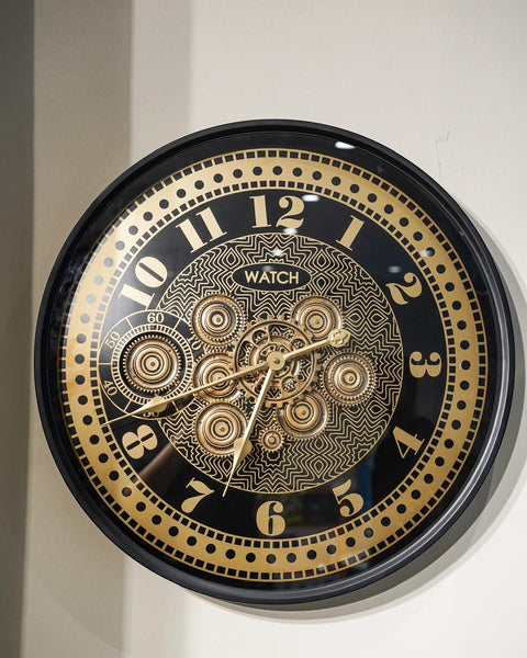 Kinetic clock with movement