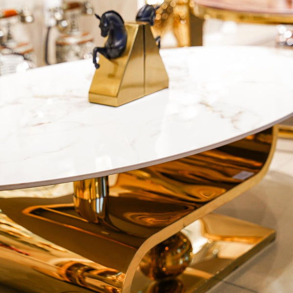 White marble oval centre table set