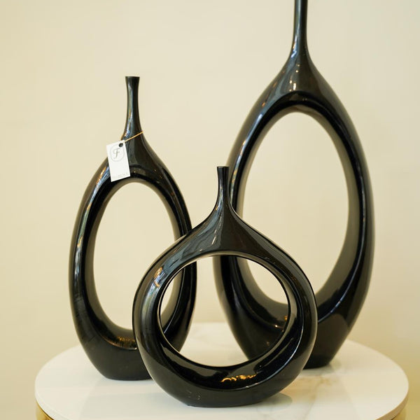 Modern donut vase
